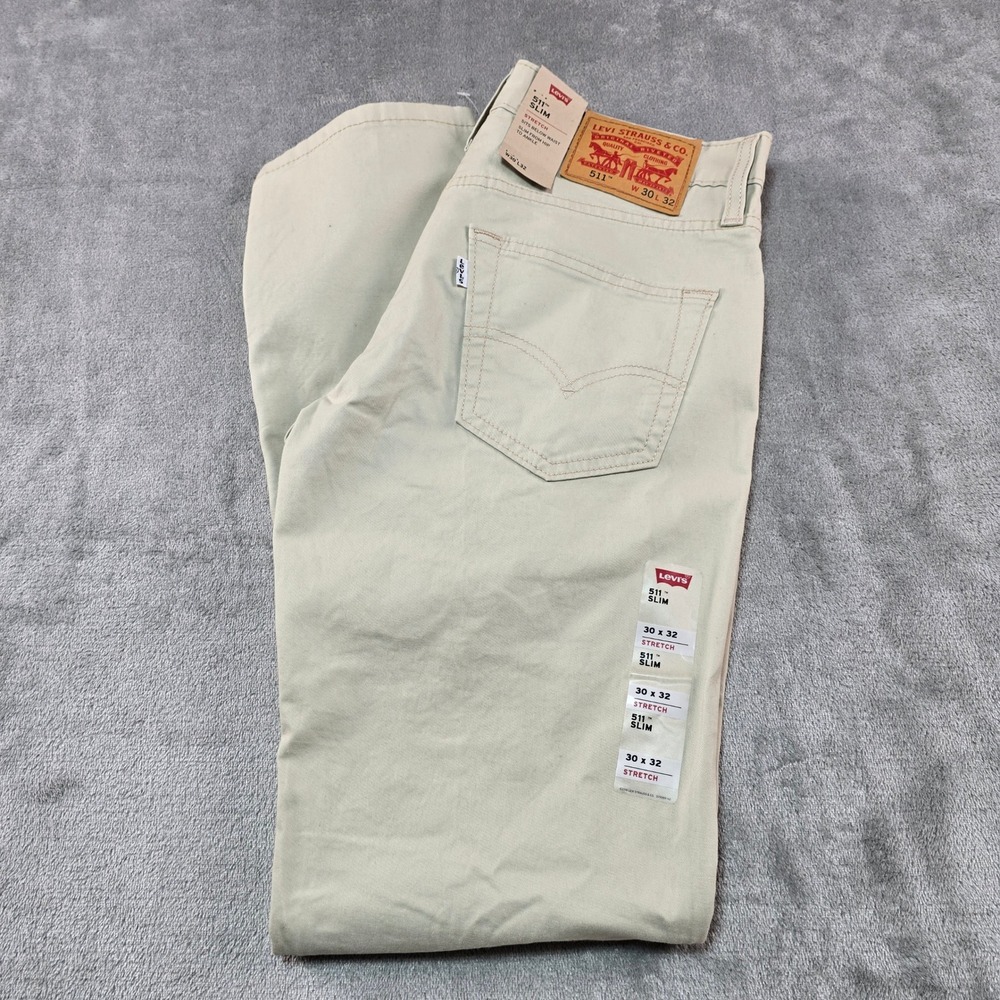 Levi's 511 Slim Fit Mens 30x32 Beige Stretch Pants Khaki Sand Chino Workwear NEW